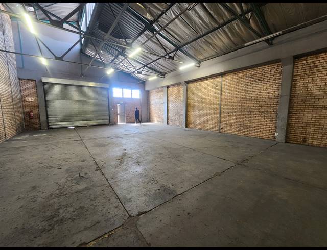 216M² WAREHOUSE TO LET IN WADEVILLE